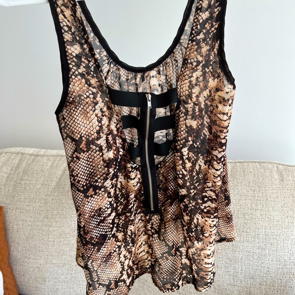 Animal Print Flowy Camisole - Picture 2 of 3